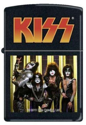 Zapalovač Zippo Kiss 6273